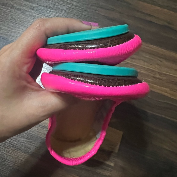 COPY - Pop pink Tieks - Picture 2 of 6